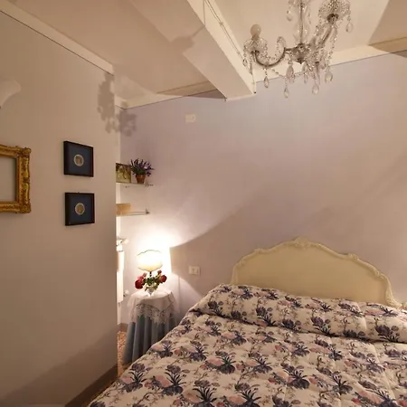 Lägenhet Casa Enrica Centro Storico