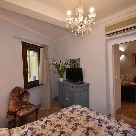 Lägenhet Casa Enrica Centro Storico