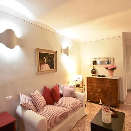 Lägenhet Casa Enrica Centro Storico *